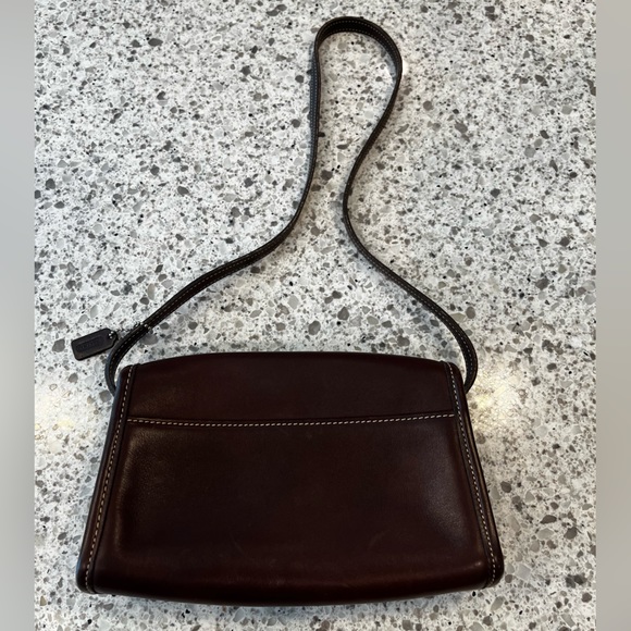 Vintage Coach Brown Leather Shoulder Bag - Picture 2 of 14